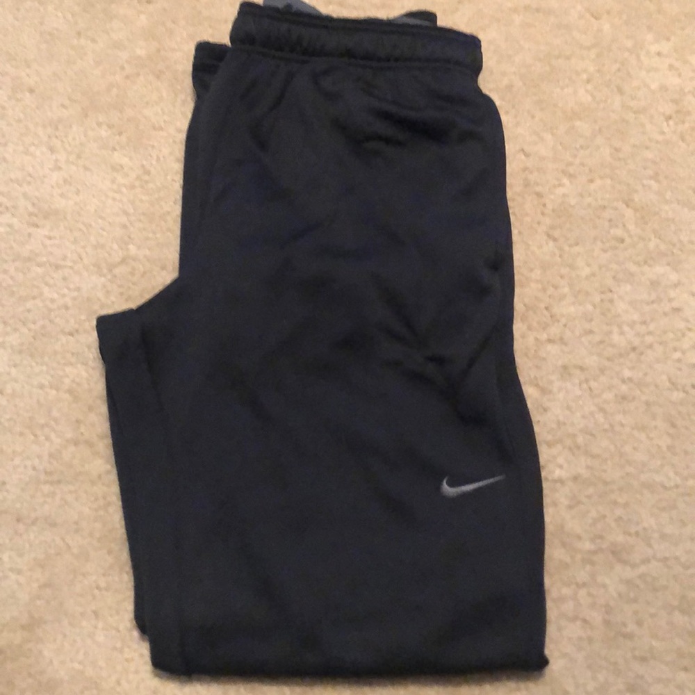 MEN’s Nike thermafit sweatpants